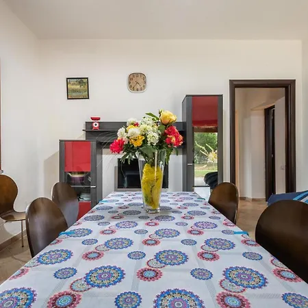 Giulia Piccola * Castiadas